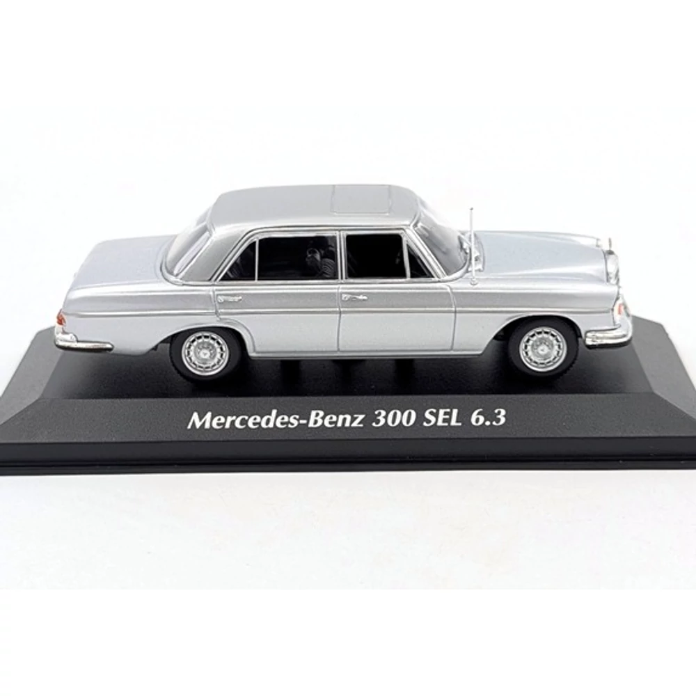 Mercedes-Benz 300SEL 6.3 1:43 Minichamps - Játék és Ajándék