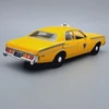Dodge Monaco Taxi 1978 1:24 Rocky 3 autó modell