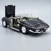 Chevrolet Corvette 1967 1:24 Motor Max fém modellautó