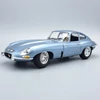 Jaguar E-Type Coupe 1961 1:18 Burago fém autó modell
