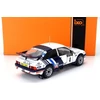 Ford Sierra RS Cosworth #4 1988 1:24 IXO modell autó