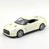 Nissan GT-R (R35) Welly modell krém