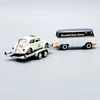 Volkswagen T1 Trailer And VW Beetle 1:64 autó modell