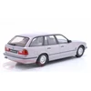 BMW 5 Series E34 Touring 1996 1:18 modell autó
