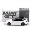 BMW M5 fehér 1:64 Mini GT modell 1092
