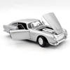 Aston Martin DB5 1967 1:24 ezüst Welly