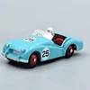Triumph TR2 Sports 1:43 Dinky Toys retró autó modell