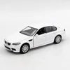 BMW M5 modell és játékautó fehér RMZ kisautó
