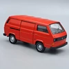  Volkswagen T3 Van piros Welly fém retró autómodell