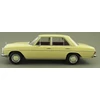 Mercedes 200D (W115) 1:24 Autómodell