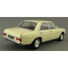 Mercedes 200D (W115) 1:24 Makettautó