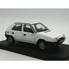 Skoda Favorit 1:24 White