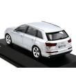 Kép 3/5 - Audi Q7 2015 Silver 1:43 Modell Autó