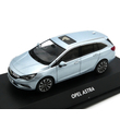 Kép 1/5 - Opel Astra K Kombi 2018 1:43 Modell Autó