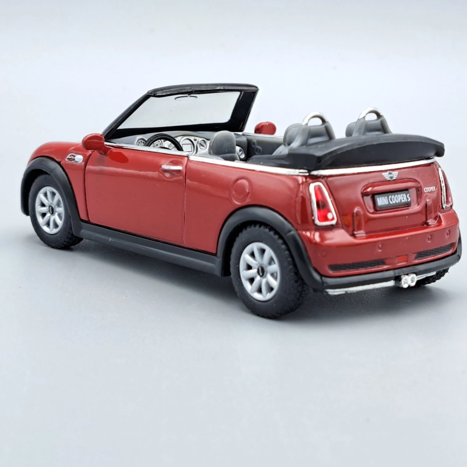 MINI Cooper S Cabrio ミニカー Mini Cooper S Cabrio egy 1:36 fém modell autó méretarányos kivitelben