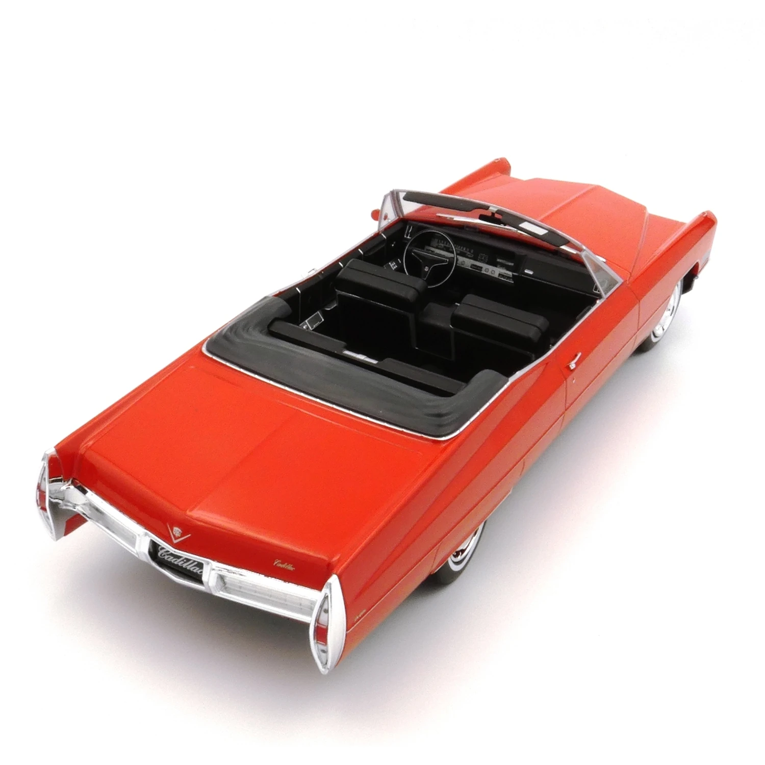 A Cadillac DeVille egy 1:18 méretarányú modellautó gyűjtők számára.