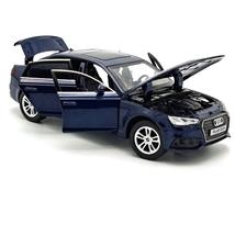 Audi A4 1:32 Kék