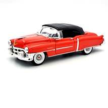 Cadillac Eldorado 1953 1:24 Welly Modellautó