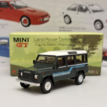 Land Rover Defender 110 1:64 Mini GT 151