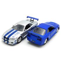 Nissan Skyline GT-R Brian 2db-os 1:32 Modell Autó