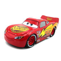 Villám McQueen Disney Movie Car 1:24