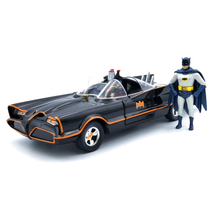 Batmobile 1966 Batman és Robin Figurával 1:24