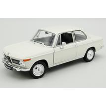 BMW 2002 TI 1966 1:24 Modell Autó