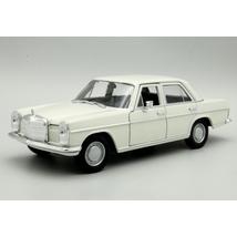Mercedes-Benz 200D (W115) 1968 1:24