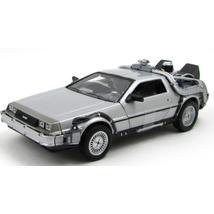 Delorean Time Machine 1:24 Autómodell