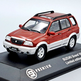 Suzuki Grand Vitara 2001 1:43 Triple9