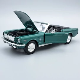 Ford Mustang 1/2 1964 1:24 Motor Max fém autó modell