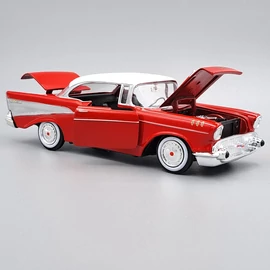 Chevrolet Bel Air 1957 1:24 Motor Max fém autó modell