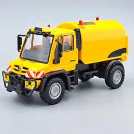Mercedes Unimog útseprő 1:43 Maisto játékautó