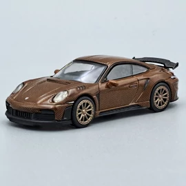 Porsche 992 Stinger GTR 1:64 Pop Race autó modell