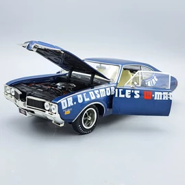 Oldsmobile 442 W-30 1969 1:18 Auto World fém modellautó