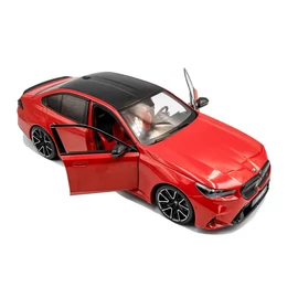 BMW M5 2025 1:18 Solido modellautó piros