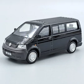 Volkswagen T5 mini bus 1:43 fekete Cararama fém autómodell