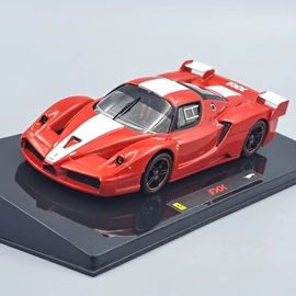 Ferrari FXX 2006 1:43 Hot Wheels fém autó modell