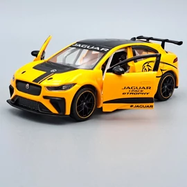 Jaguar I-Pace E-trophy 1:36 Tayumo nar.