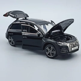 Audi Q5 1:32 Fekete Tayumo fém modell autó
