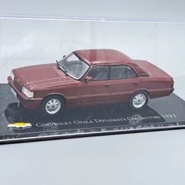 Chevrolet Opala Diplomata 1992 1:43 fém autómodell
