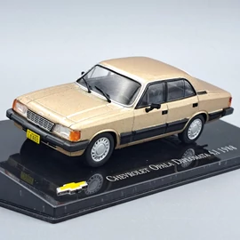 Chevrolet Opala Diplomat 4.1 1988 1:43 fém autó modell