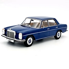 Mercedes 200D W115 1:24 White Box 1:24 modellautó