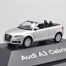 Audi A3 Cabriolet 1:87 H0 ezüst modell autó