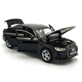 Audi A4 1:32 Fekete