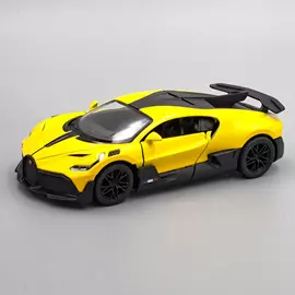 Bugatti Divo Kinsmart modellautó sárga