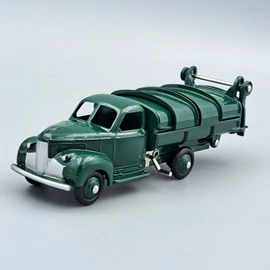 Studebaker teherautó 1:43 Dinky Toys modellautó