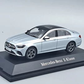 Mercedes Benz E-Classe W213 1:43 ezüst autó modell
