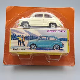 Fiat 600D 1:43 Dinky Toys retró fém modellautó