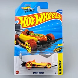 Hot Wheels - Street Wiener 1:64 játékautó